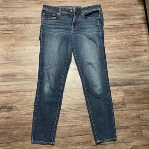 American Eagle skinny jeans size 8